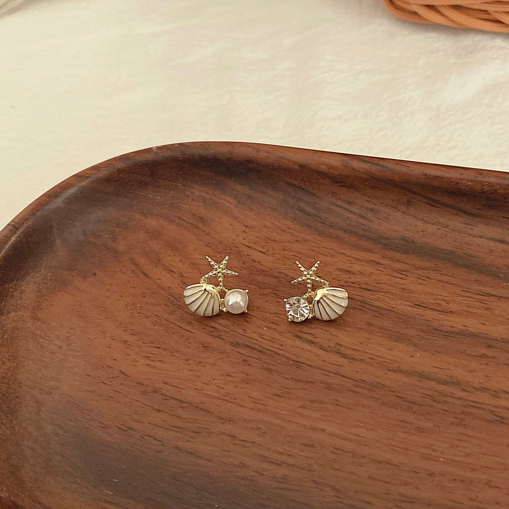 Shell Starfish Stud