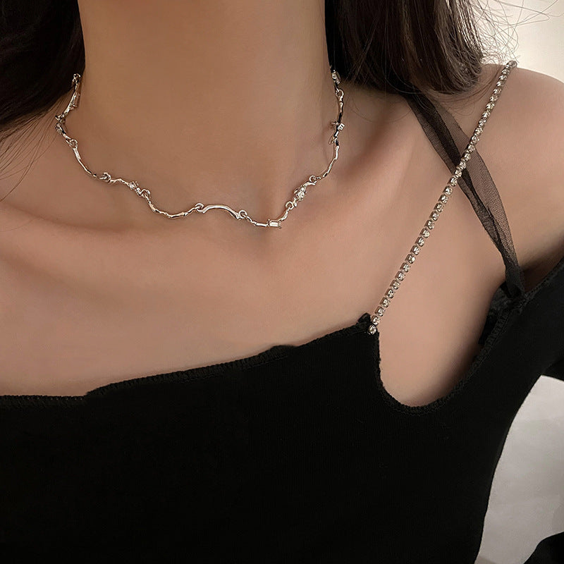 Irregular Design Metal Choker Necklace