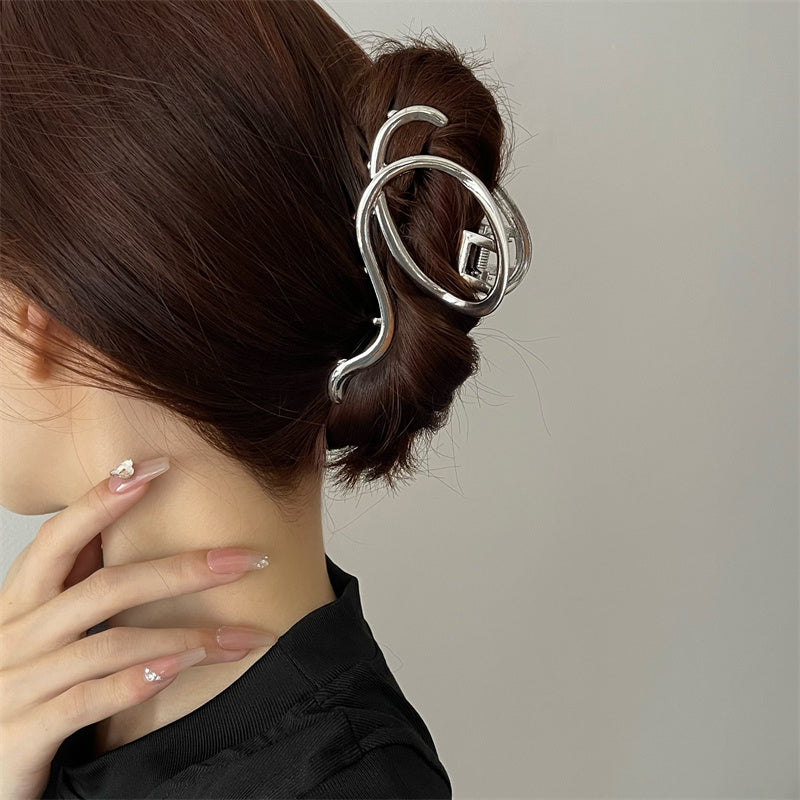 Openwork Hair Plate Shark Clip