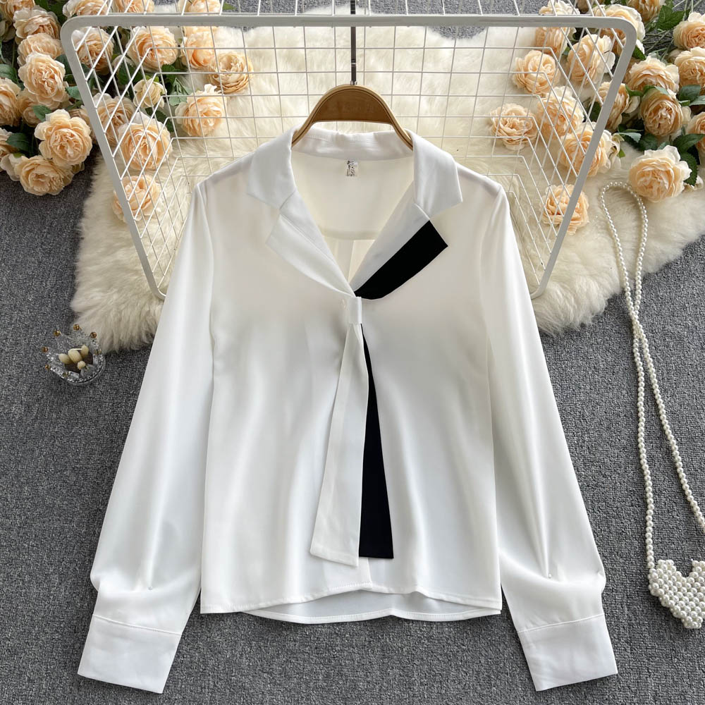Loose Fit Black Trim White Shirt