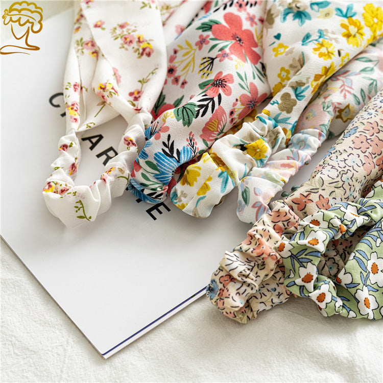 Pastoral Style Floral Triangle Kerchief