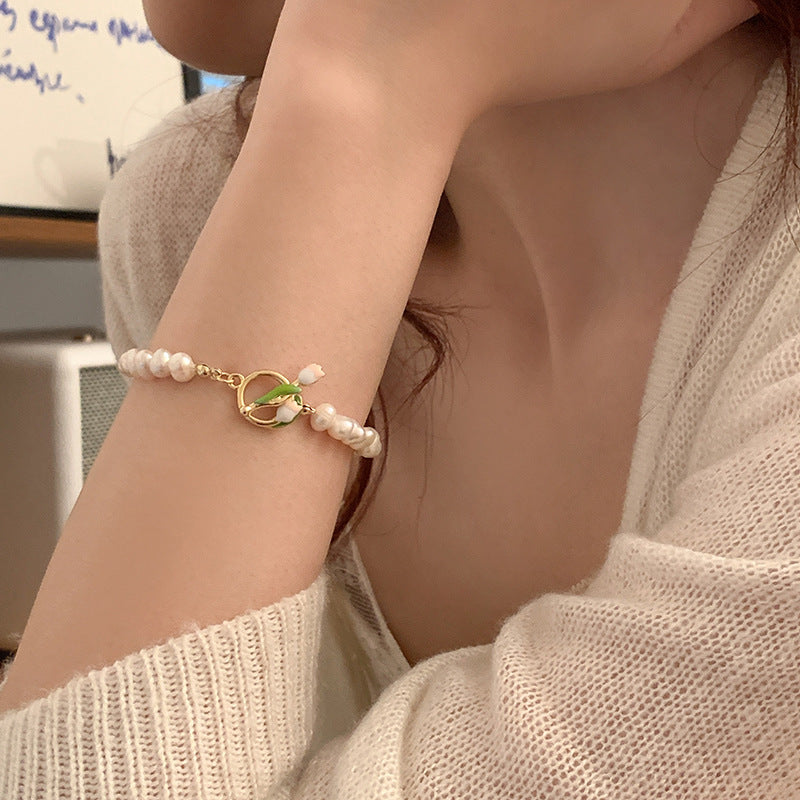 Tulip Pearl Bracelet
