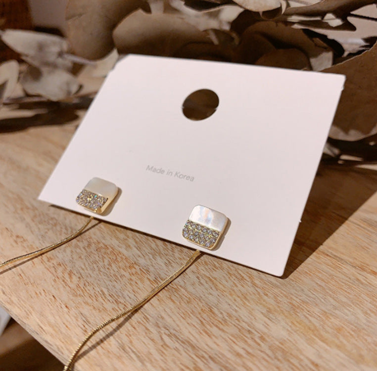 Square Ear String Pendant