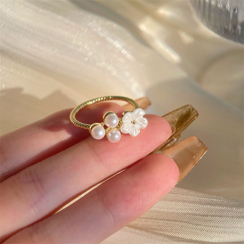 Flower Pearl Patchwork Alloy Ring
