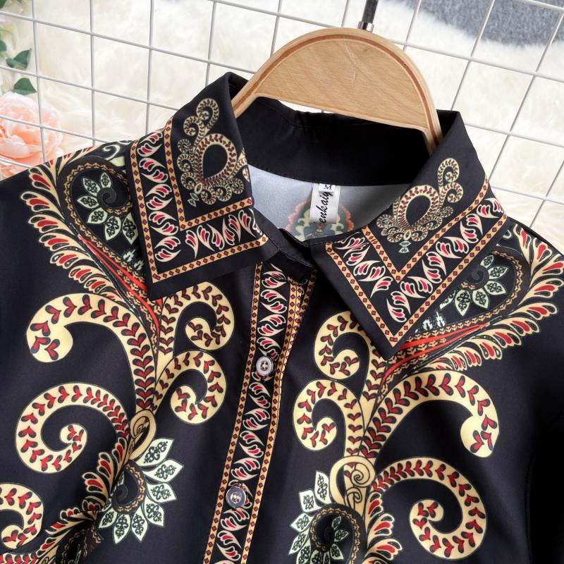 Vintage Totem Printing Top