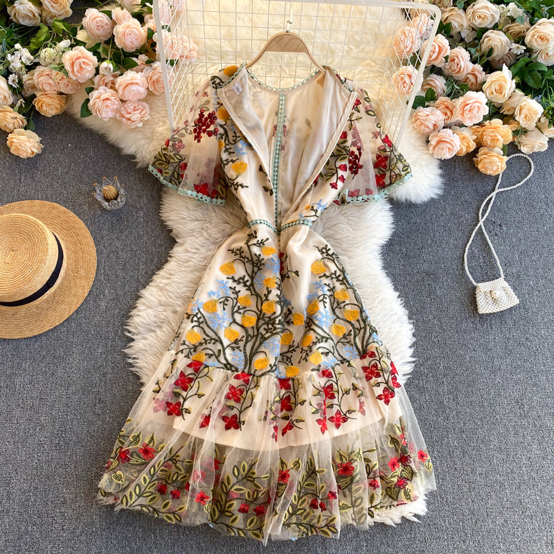 Vintage Embroidered Round Neck Dress