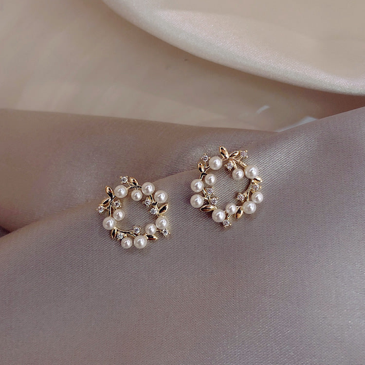 Openwork Floral Pearl Earrings