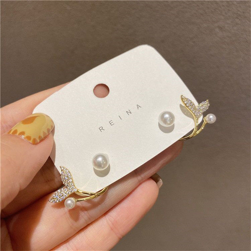 Unique Fishtail Pearl Stud Earrings
