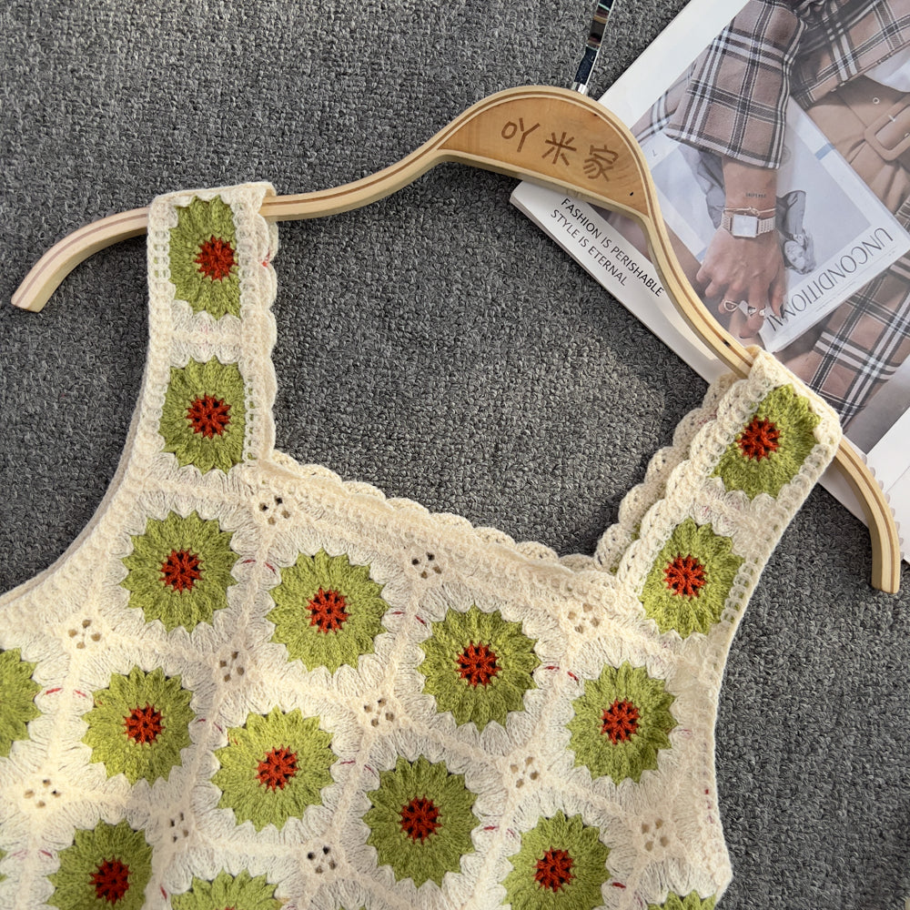 Retro Floral Embroidered Camisole Top