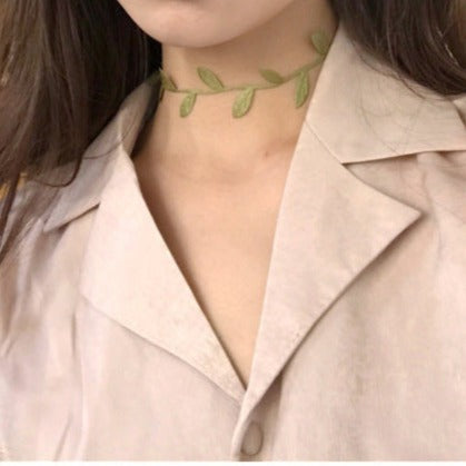 Mori Green Leaves Necklace