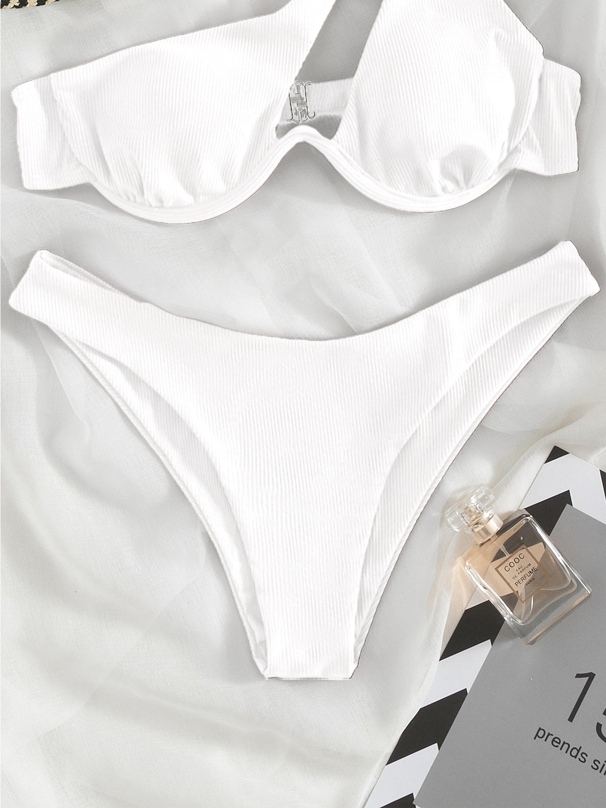 One-shoulder Split Bikini
