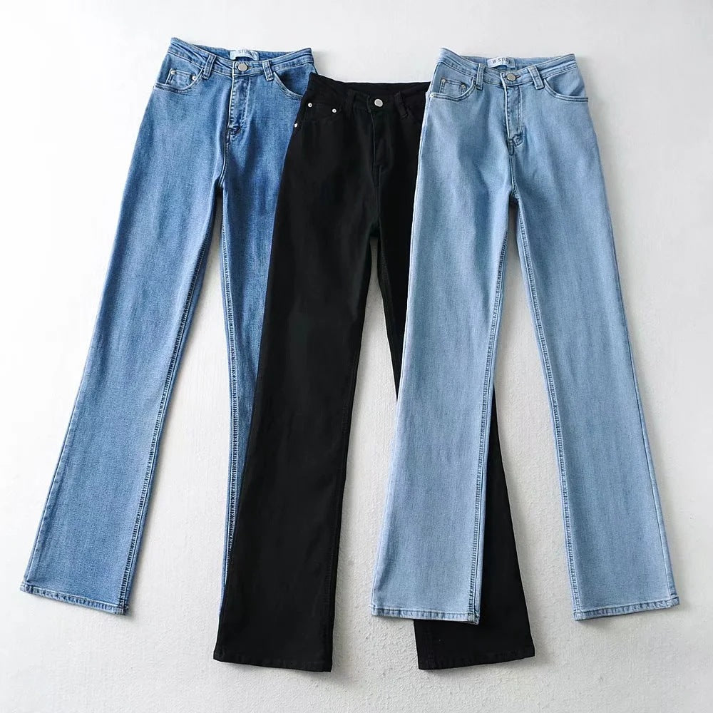 Slim Jeans With A Small Horn