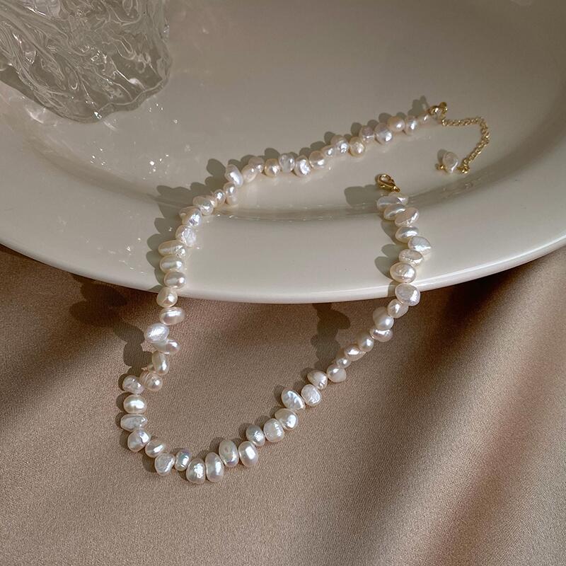 Niche Faux Mini Pearl Sprocket Necklace