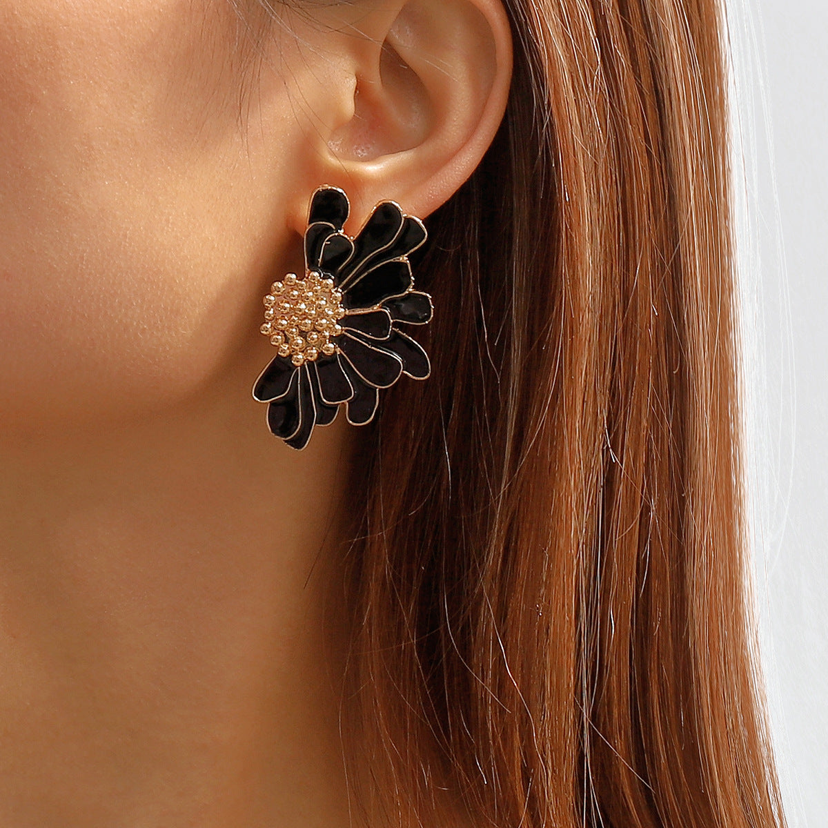Vintage Alloy Flower Stud Earrings