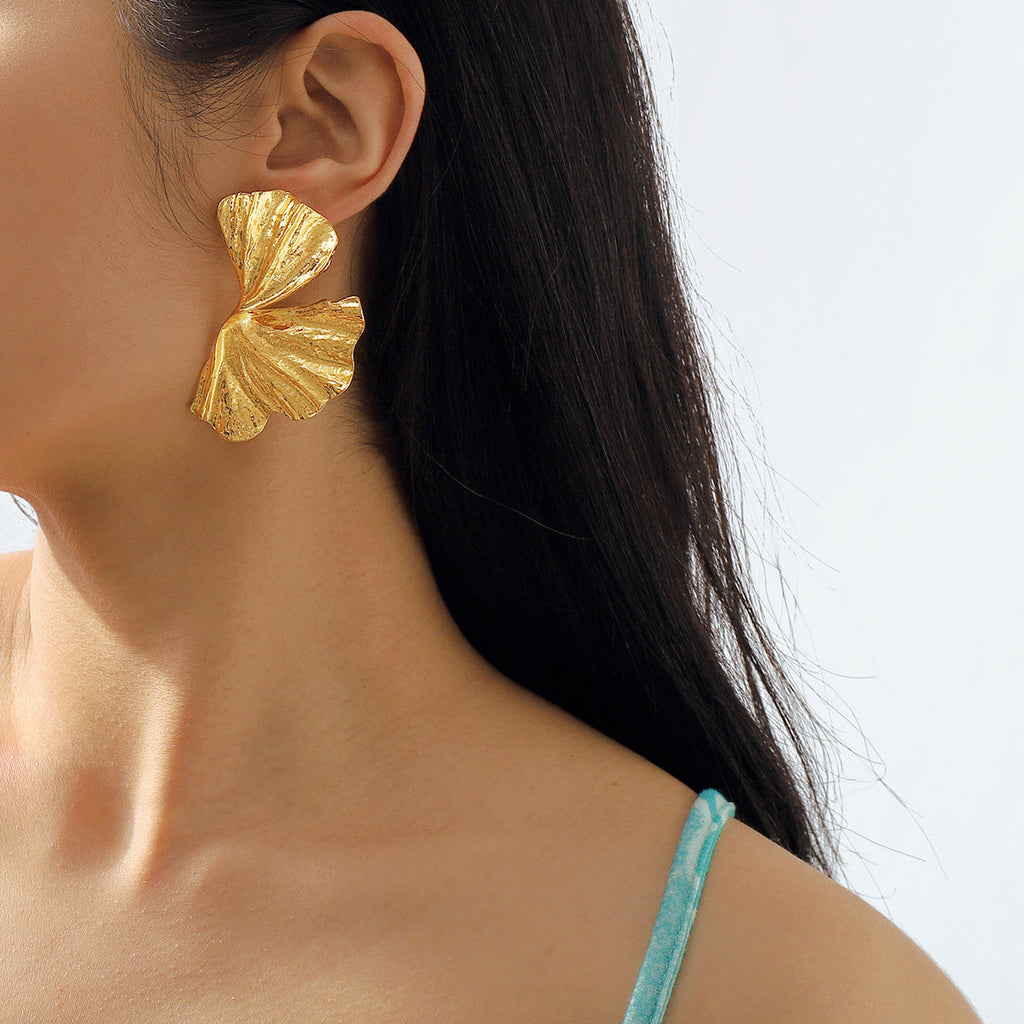 Scalloped Metal Ginkgo Biloba Earrings
