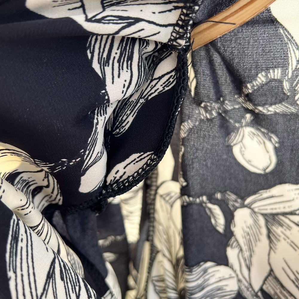 V-neck Flared-sleeve Floral Shirt