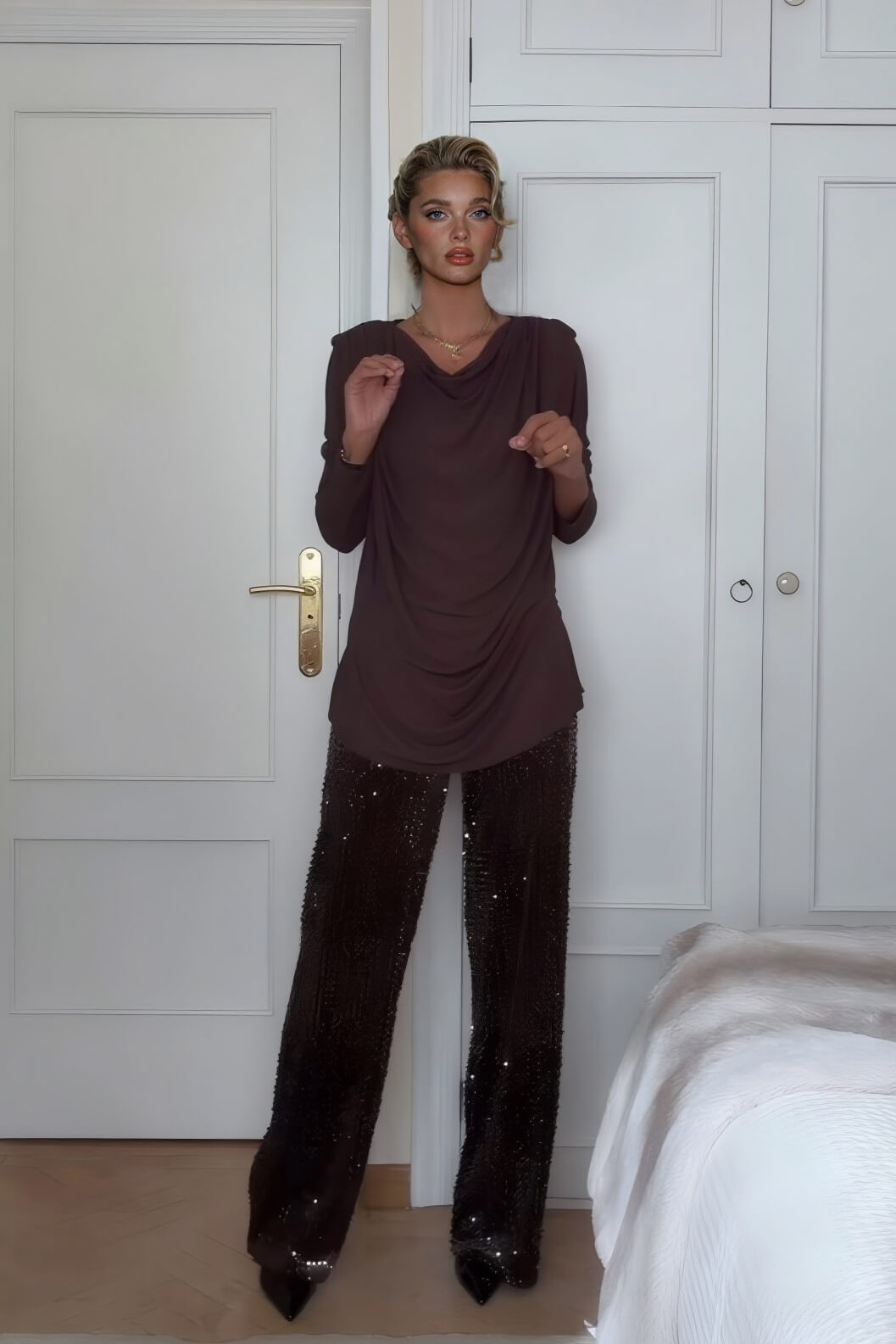 Unique Sparkling Rhinestone-Embellished Wide-Leg Jeans