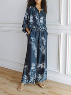 Unique Navy Blue Floral Print Loose-fitting Top with Elastic Waist and Wide-leg Pants Set