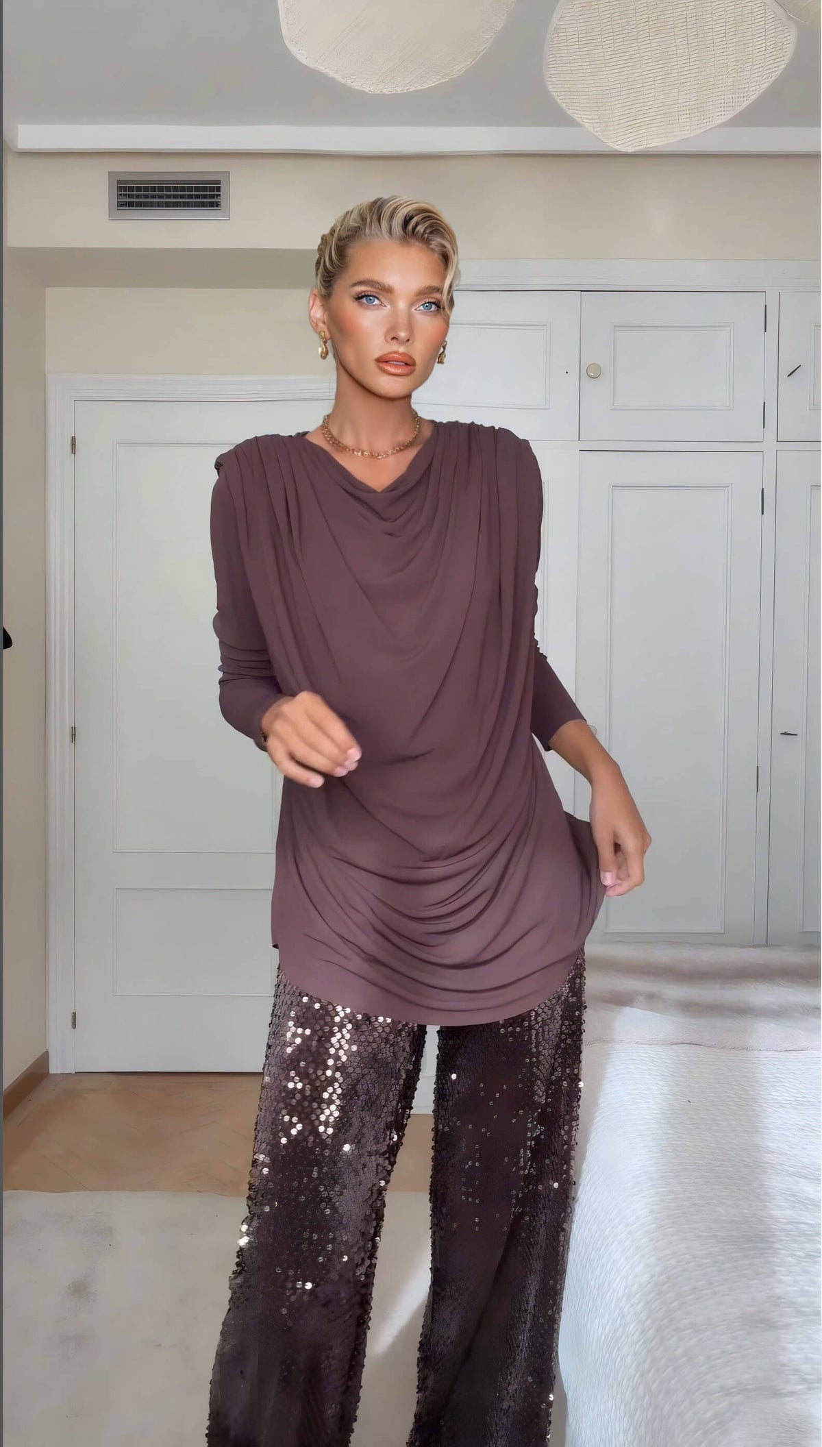 Unique Ruched Drop-Shoulder Long Sleeve Top