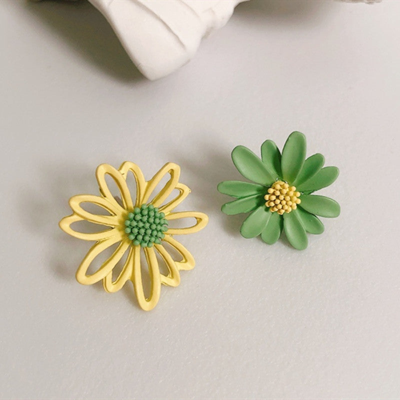 Daisy Flower Earrings