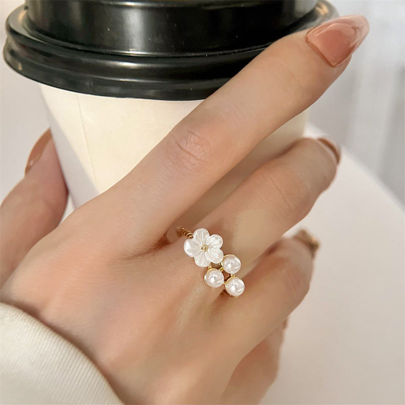 Flower Pearl Patchwork Alloy Ring