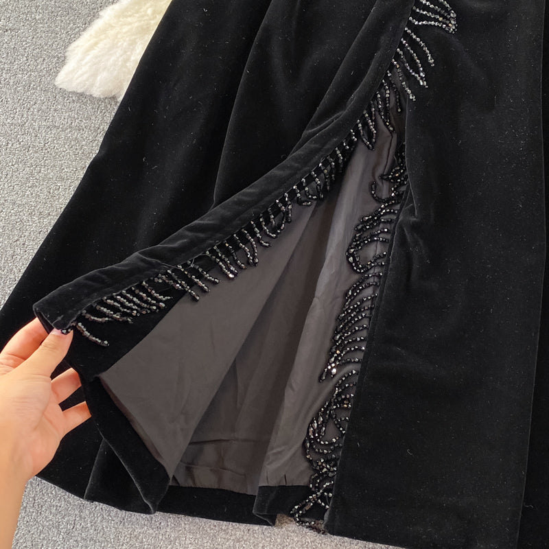 Puffy Sleeve Pleated Black Velvet Dress