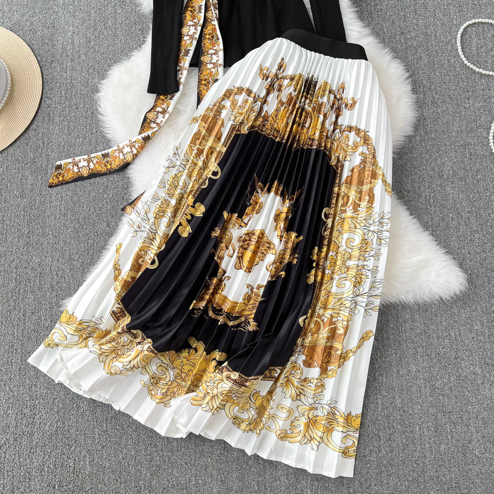 Black Sweater&Printed Pleated Skirt 2Pcs