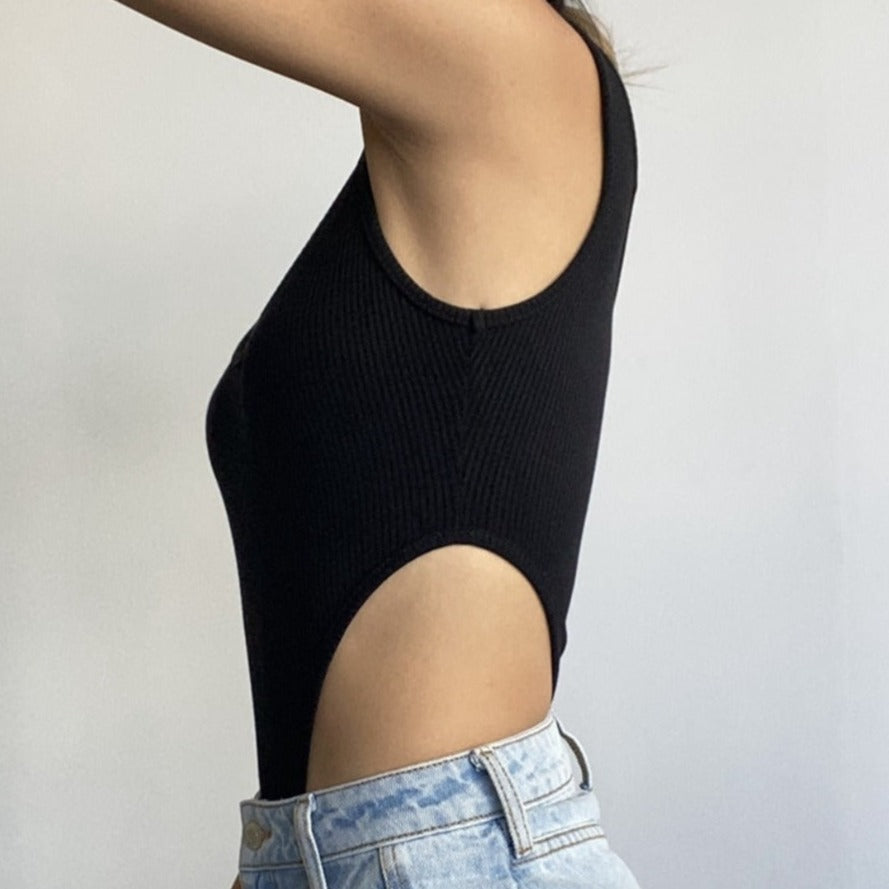 Vintage U-neck Hollowed Jumpsuit