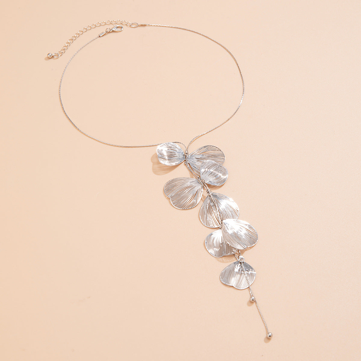 Niche Ginkgo Leaf Tassel Necklace