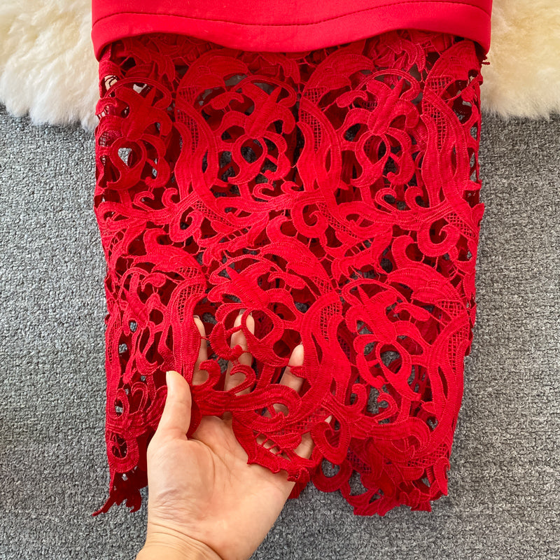 Vintage Lace Off-the-shoulder Dress