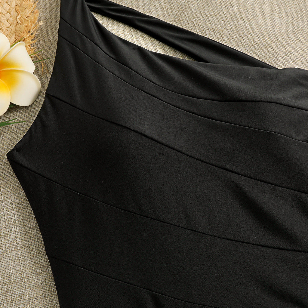 Color Blocking Pleated One-shoulder Onepiece