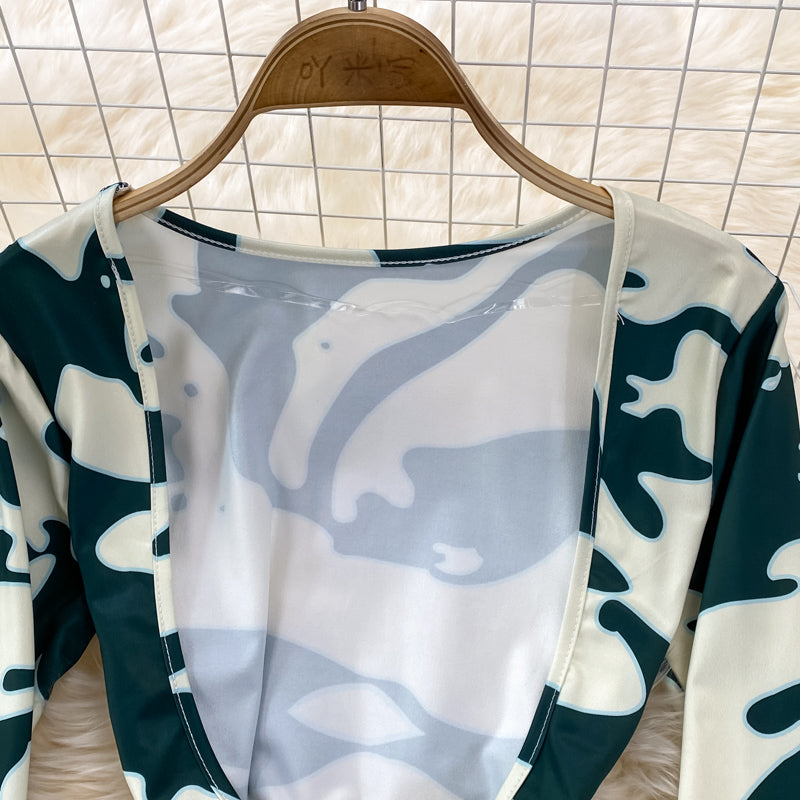 Backless Stretchy Long-sleeve Printed Dress