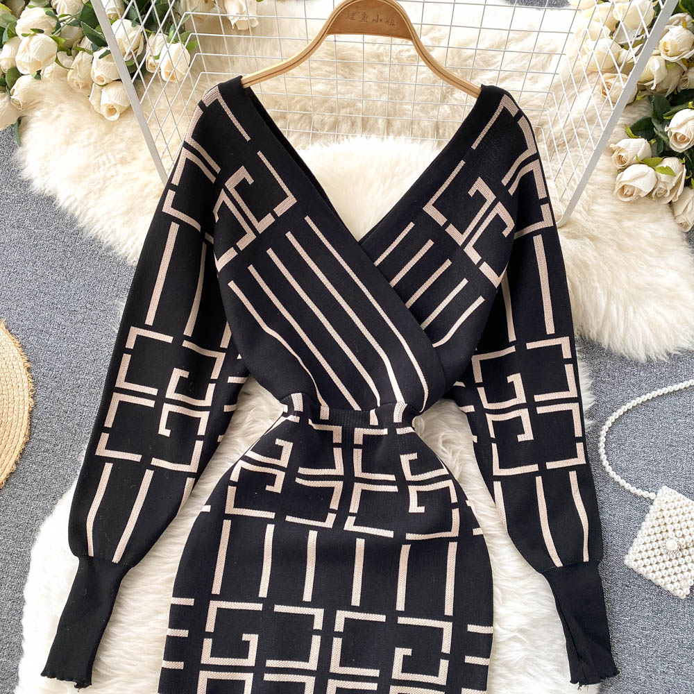 V-neck Knitted Dress