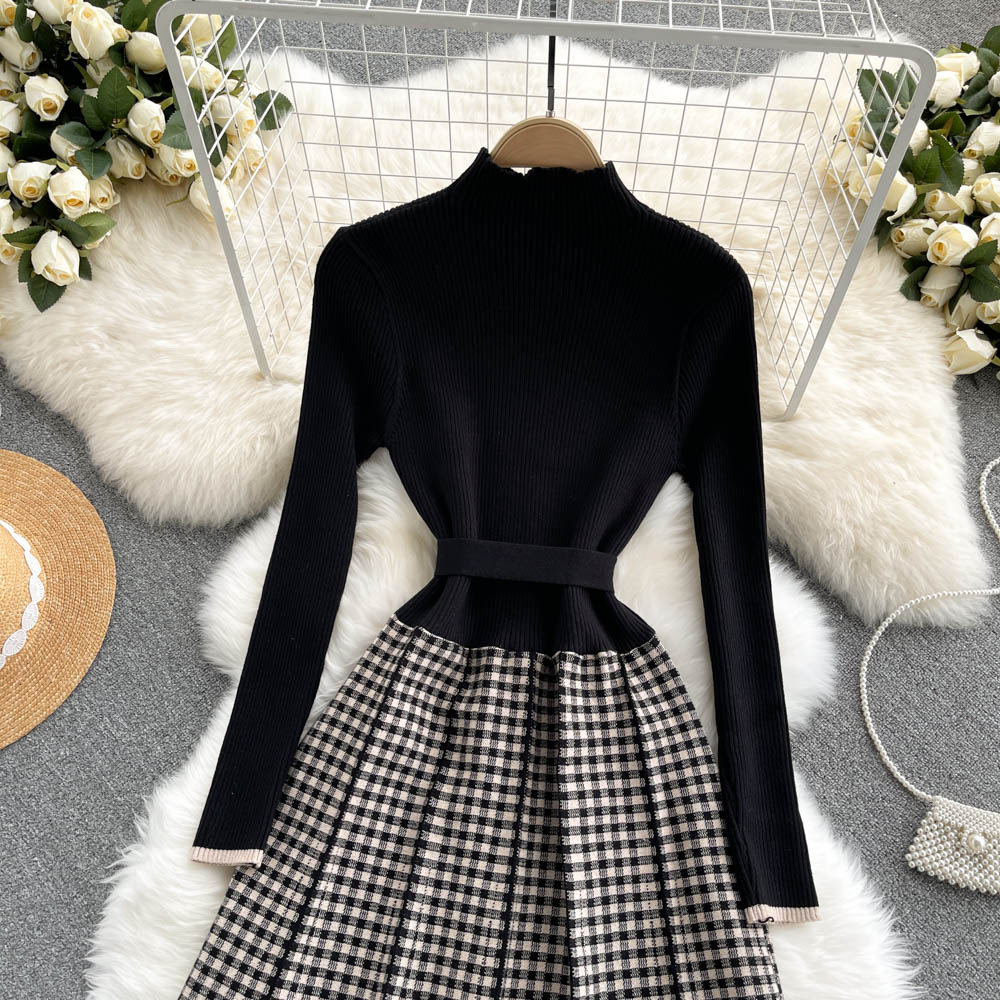 Knit Single-breasted Patchwork Dress