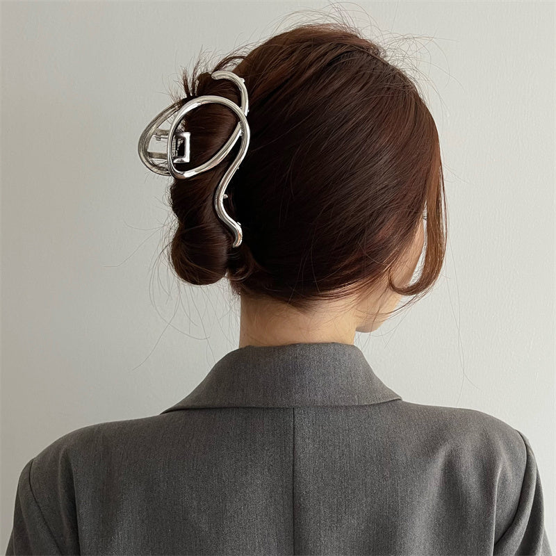 Openwork Hair Plate Shark Clip