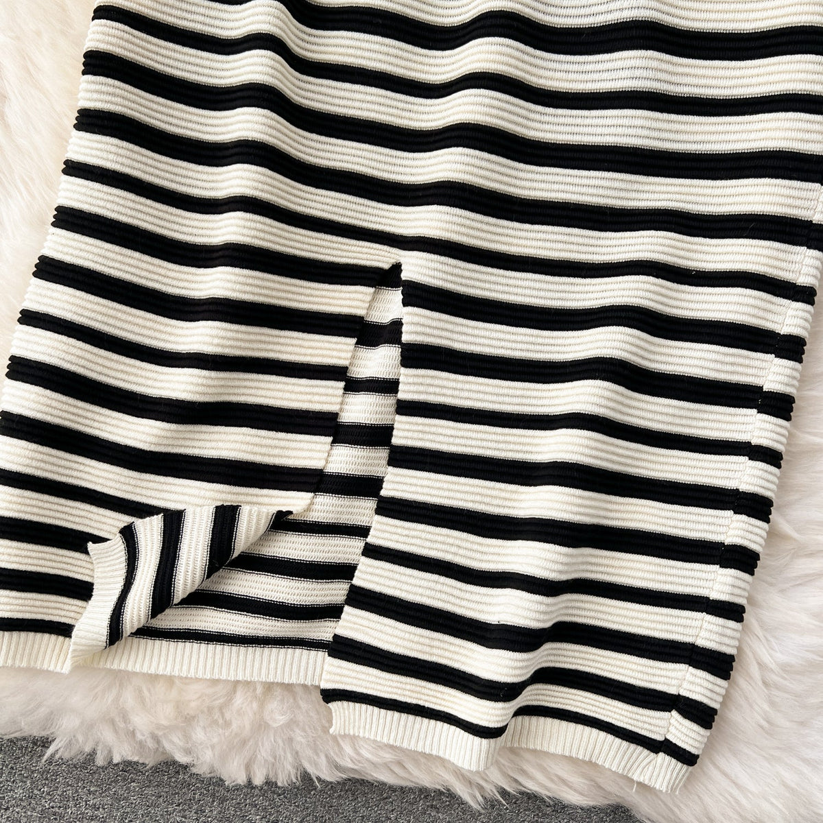Color-block Striped Loose Knitted Dress