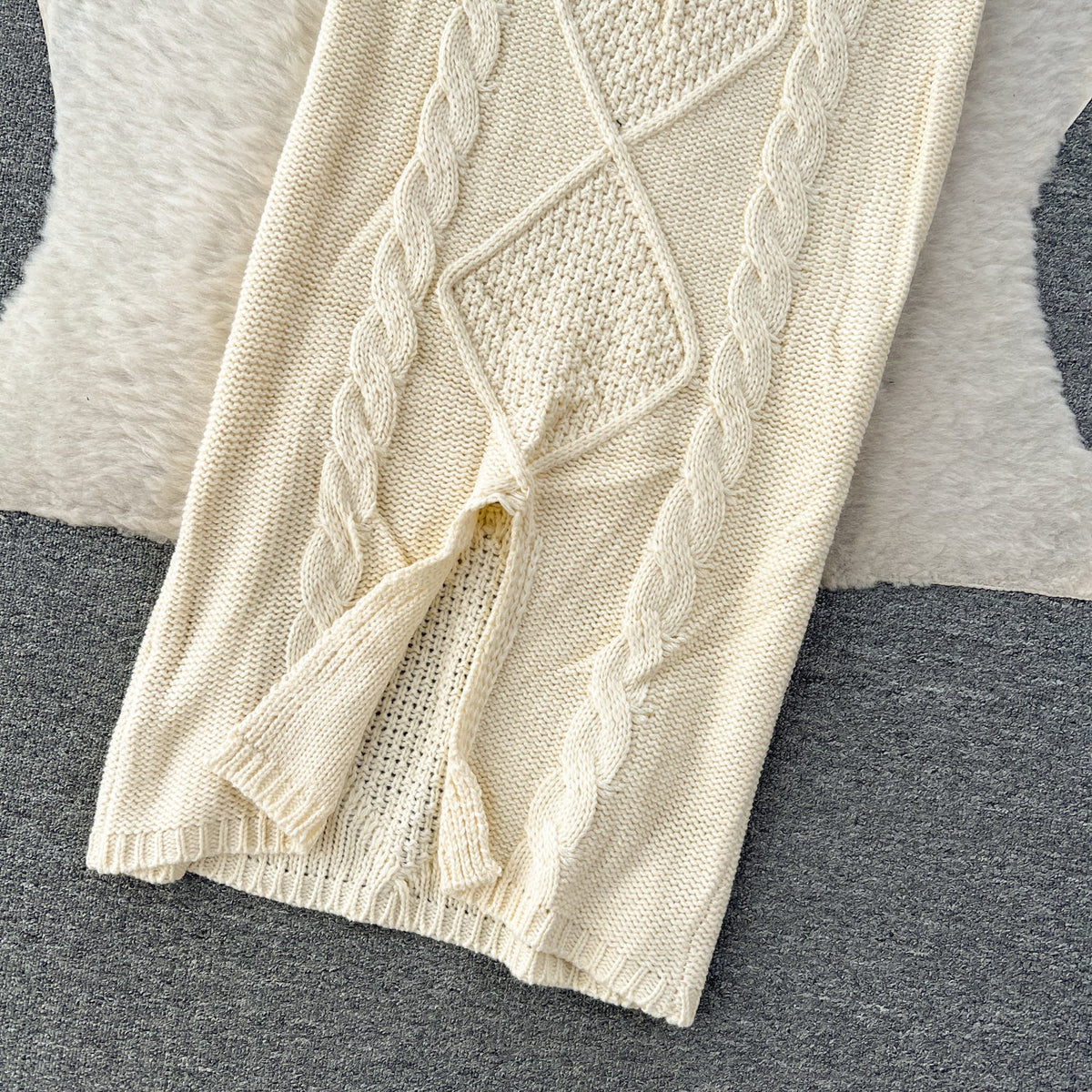 Cable Sweater&Half-body Skirt 2Pcs