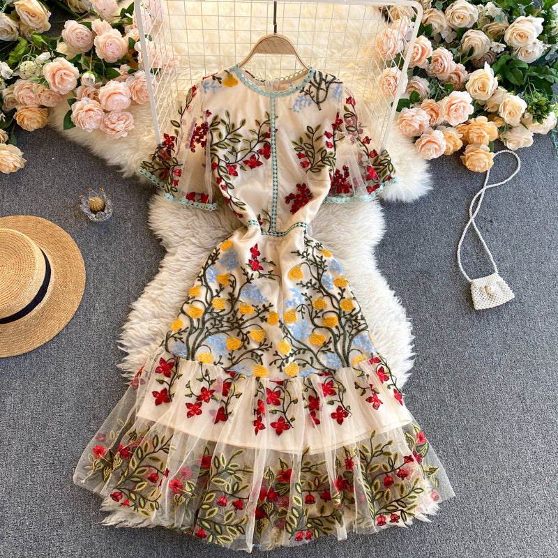 Vintage Embroidered Round Neck Dress