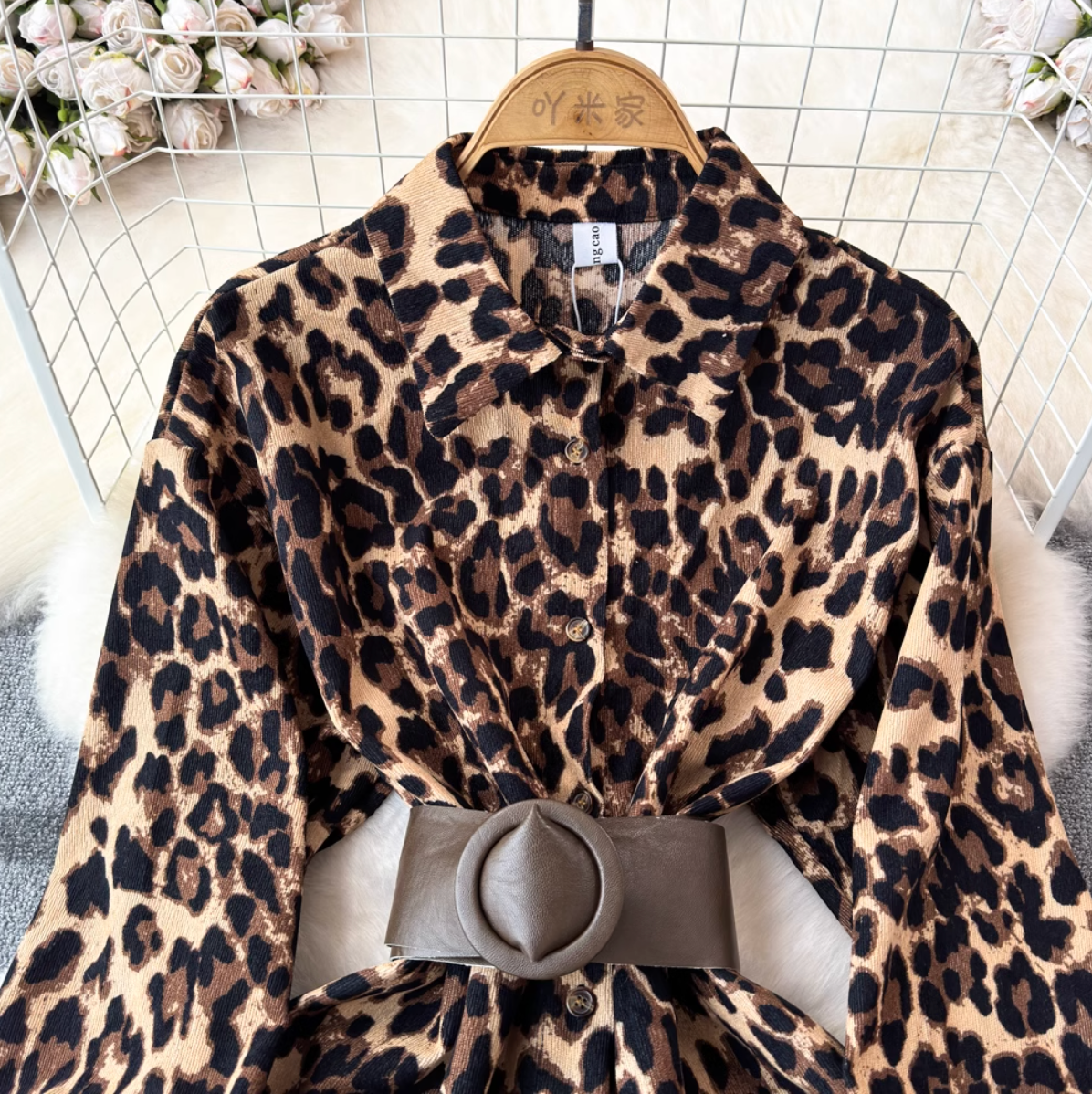 Chic Leopard Printed Shirt with Belt