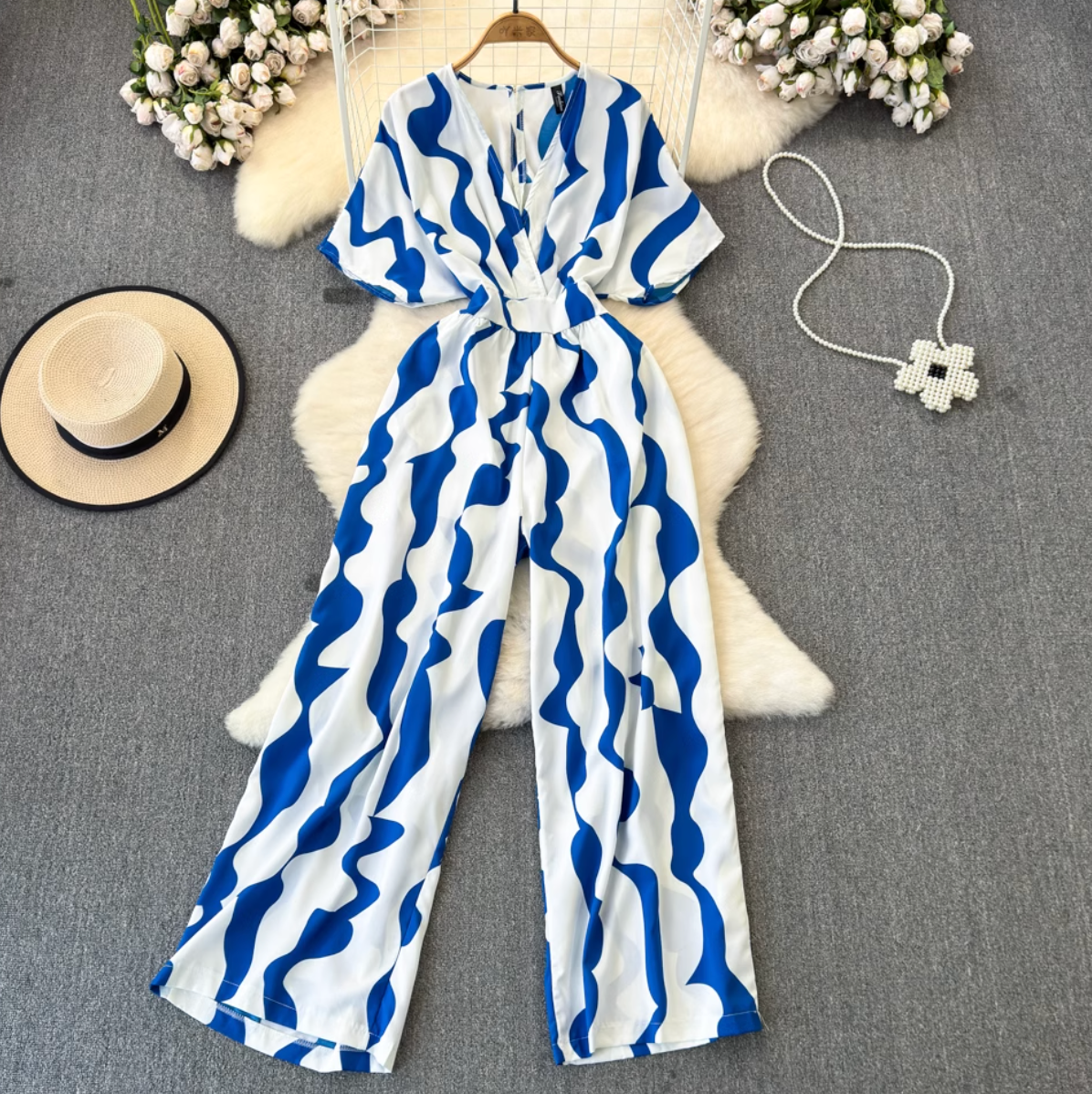 V-neck Color Blocking Slim-fit Jumpsuits