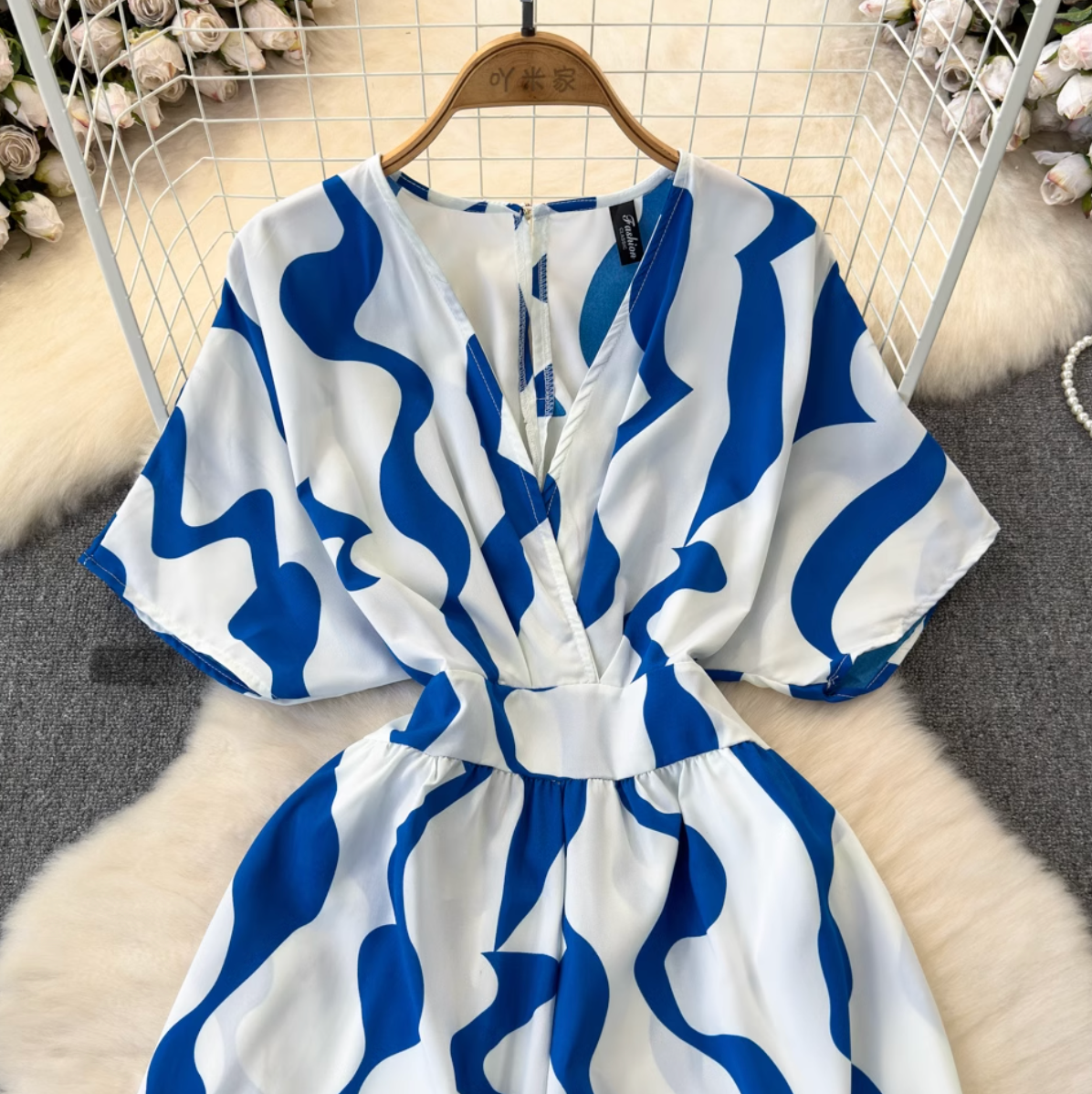 V-neck Color Blocking Slim-fit Jumpsuits