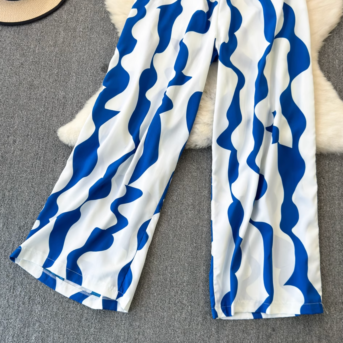 V-neck Color Blocking Slim-fit Jumpsuits
