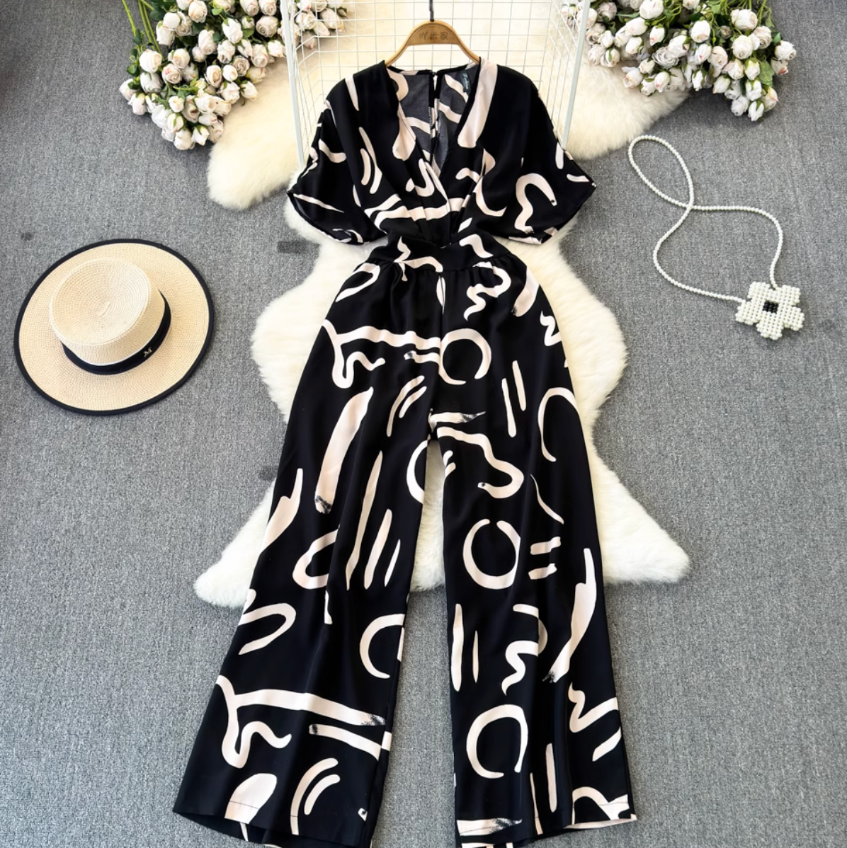 V-neck Color Blocking Slim-fit Jumpsuits