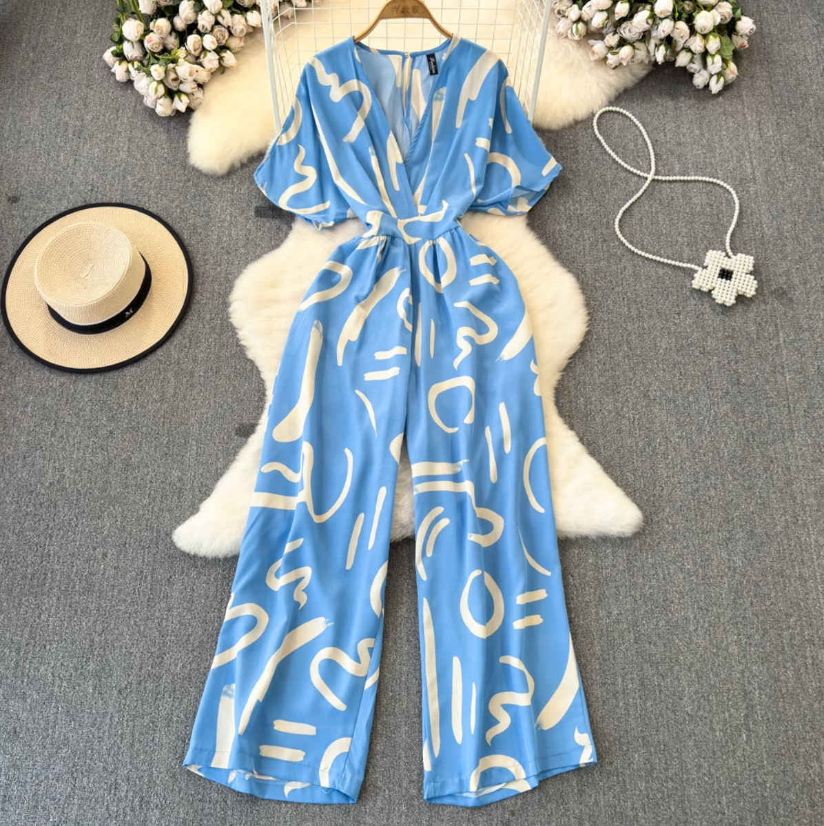 V-neck Color Blocking Slim-fit Jumpsuits