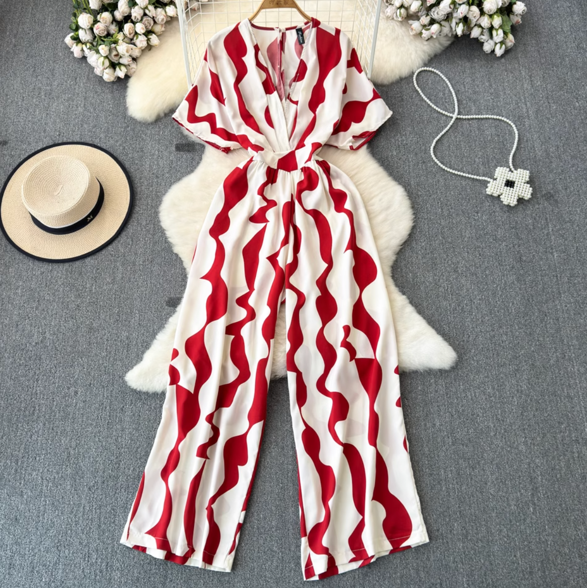 V-neck Color Blocking Slim-fit Jumpsuits