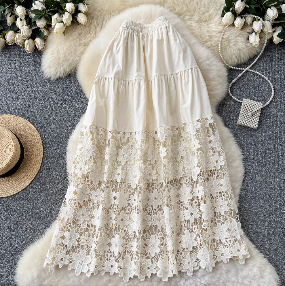 Sweetie Hollowed Lace Patchwork Skirt