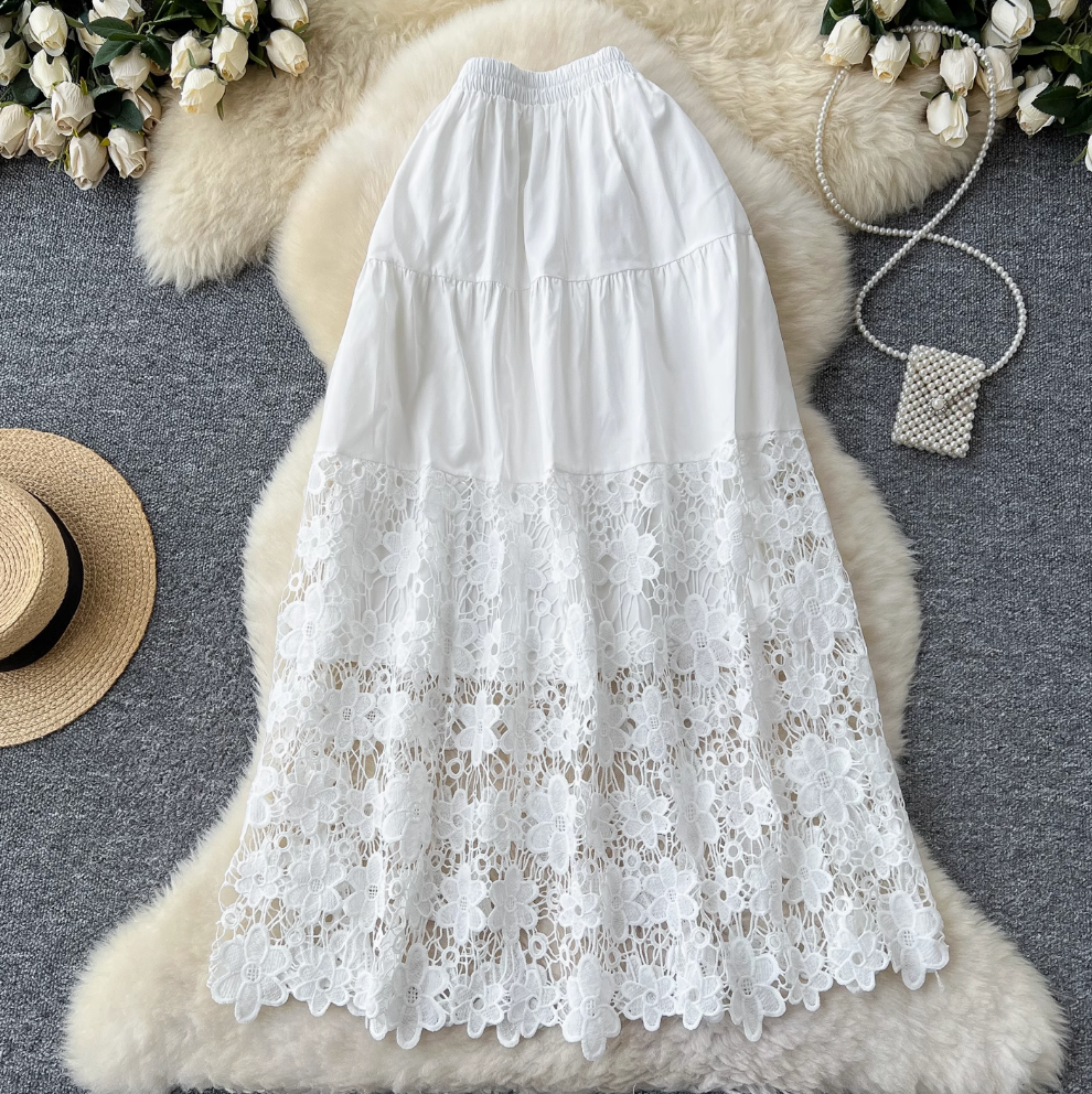 Sweetie Hollowed Lace Patchwork Skirt