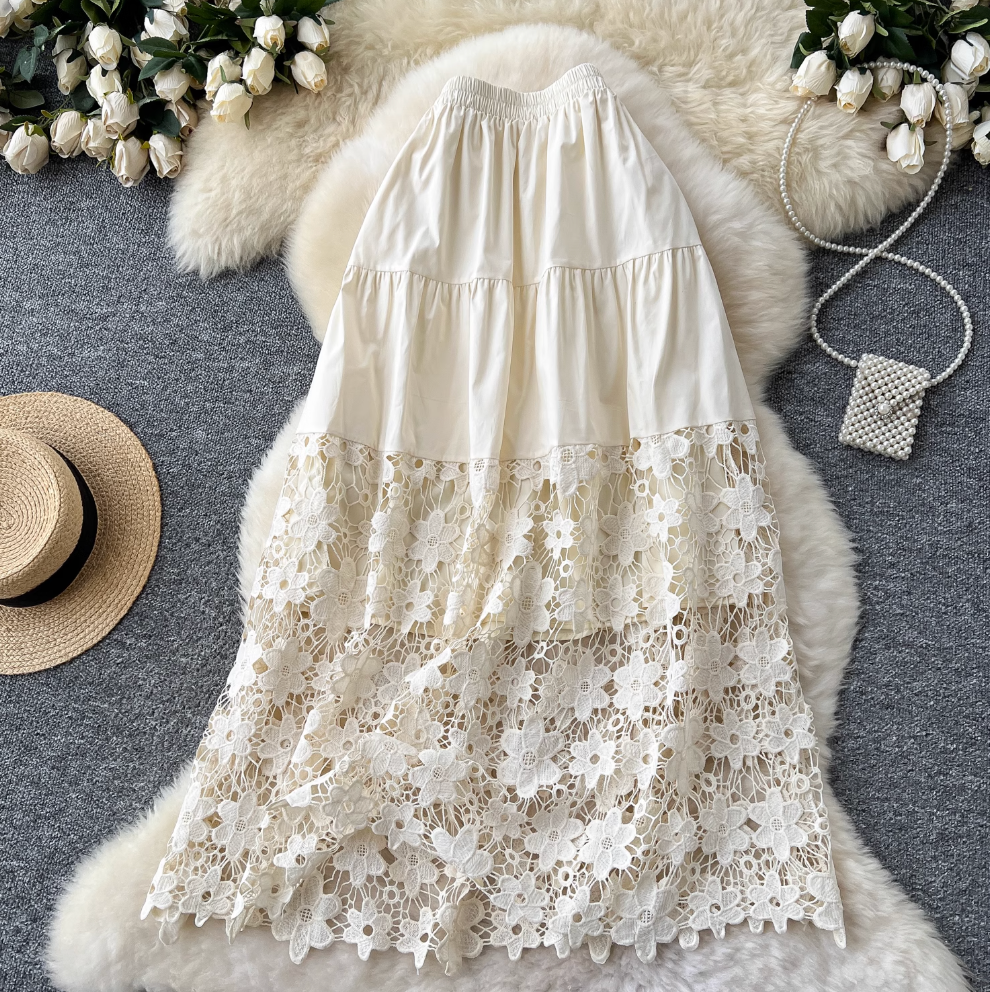Sweetie Hollowed Lace Patchwork Skirt
