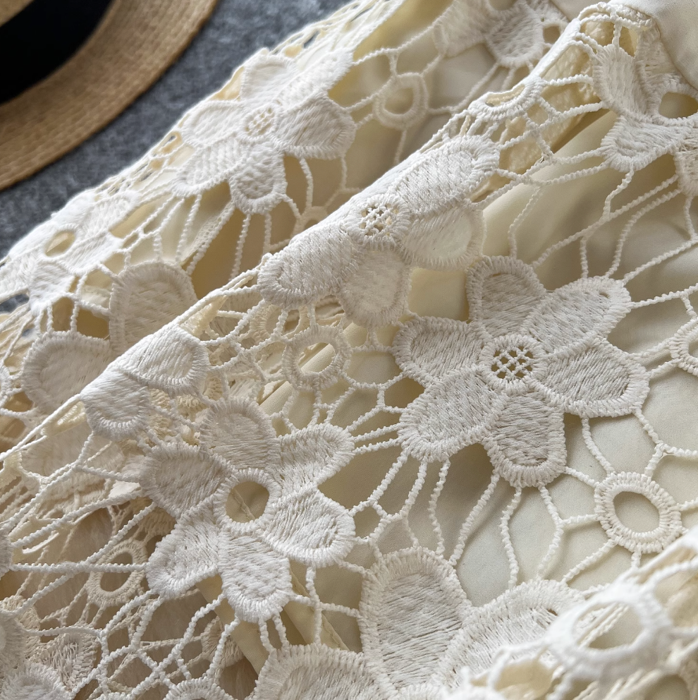Sweetie Hollowed Lace Patchwork Skirt