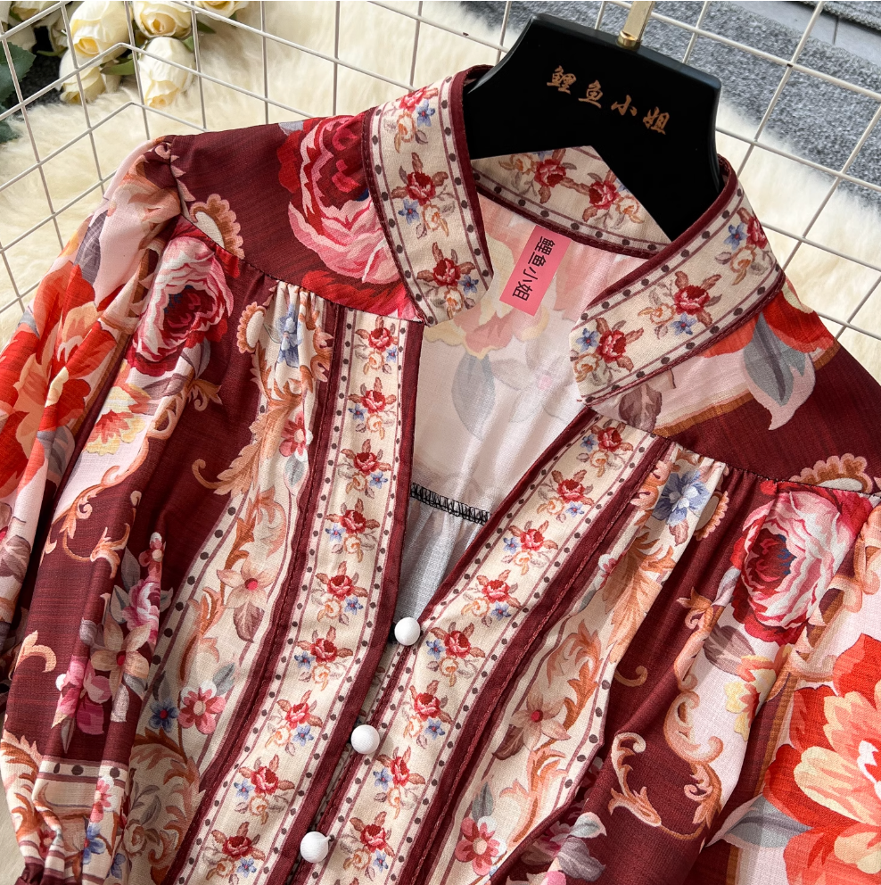 Vintage V-neck Courtly Floral Dress